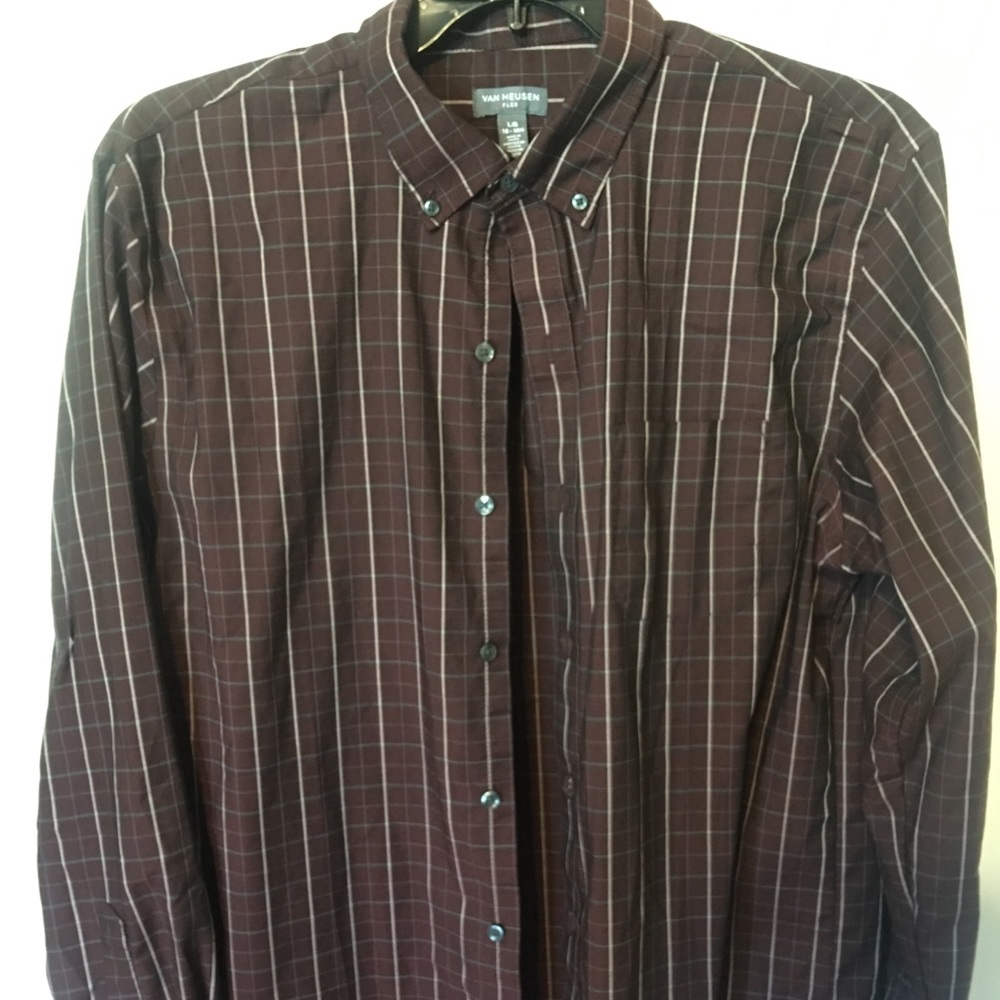 Men’s Van Heusen Dress Shirt